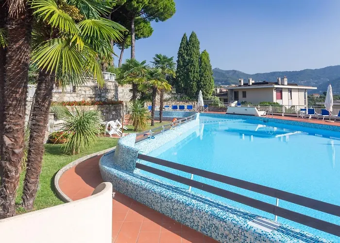 Casa Linda Vista Da Sogno, Piscina E Tennis 아파트