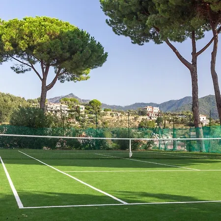 Casa Linda Vista Da Sogno, Piscina E Tennis ラッパロ